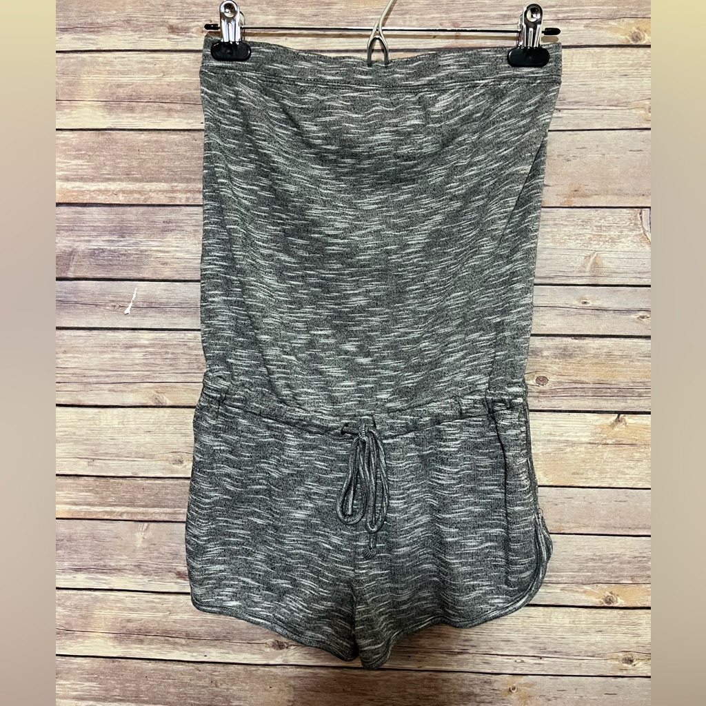 Mossimo Strapless Romper E1